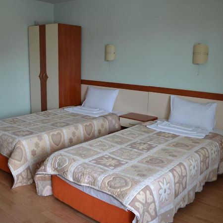 Hotel Perla Gorna Oryakhovitsa Exterior photo